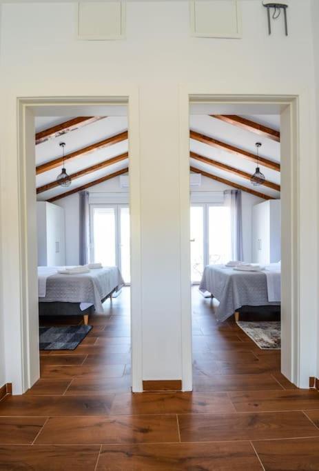 Villa With Amazing View And A Private Pool, Susnjar 1 Kruševo エクステリア 写真